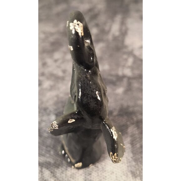 Vintage Elephant Cast Iron Bottle Opener Gray Trunk Up Decorative & Functional - Picture 4 of 5